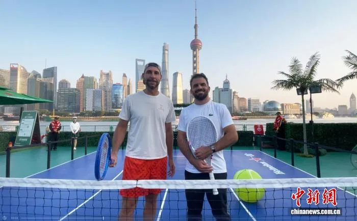 上海大师赛“漂”上黄浦江 解锁水上网球新体验